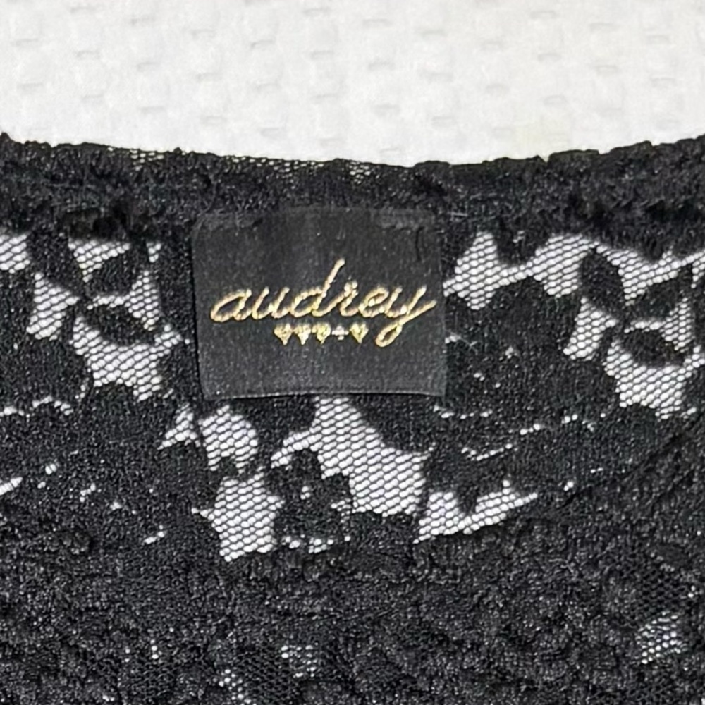 Audrey semi sheer floral lace crop top womens Whimsigoth romantic black size M - Picture 2 of 9